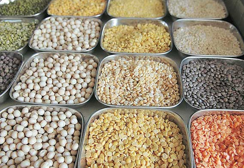 DGFT lays down procedure for import of certain varieties of pulses; invites applications from millers/refiners 