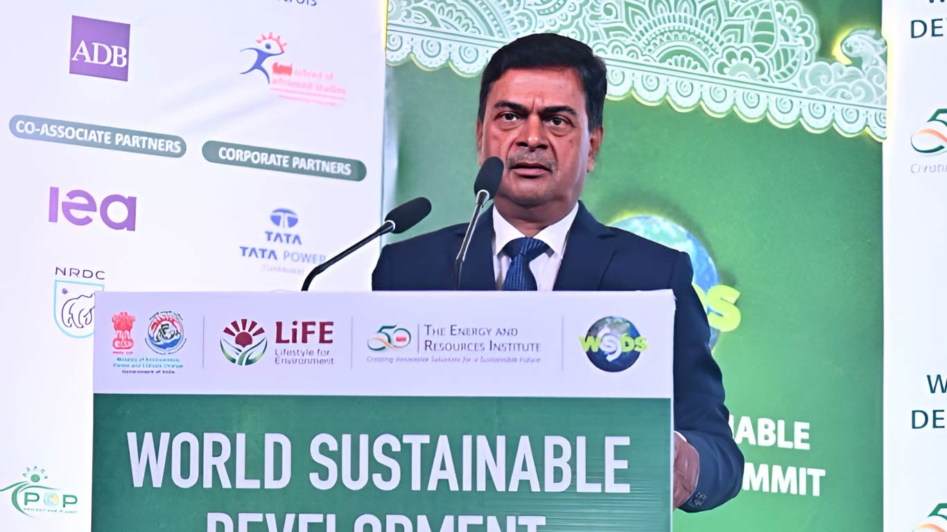 Renewable Energy Set to Soar to 65% by 2030: Union Minister R K Singh
