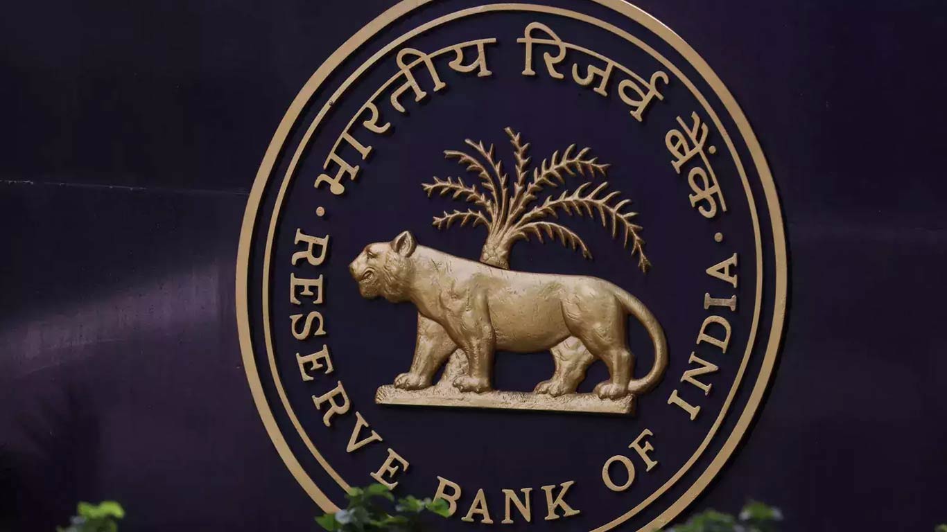 RBI Tightens Supervision On Retail Lending, Warns Of High-Risk Areas