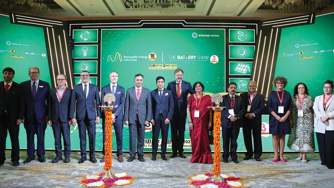 REI Expo 2025 Kicks Off In Greater Noida, Showcases Global Clean-Energy & Battery Innovations