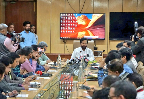 Hallmarking to be mandatory for gold from 2021, says Ram Vilas Paswan