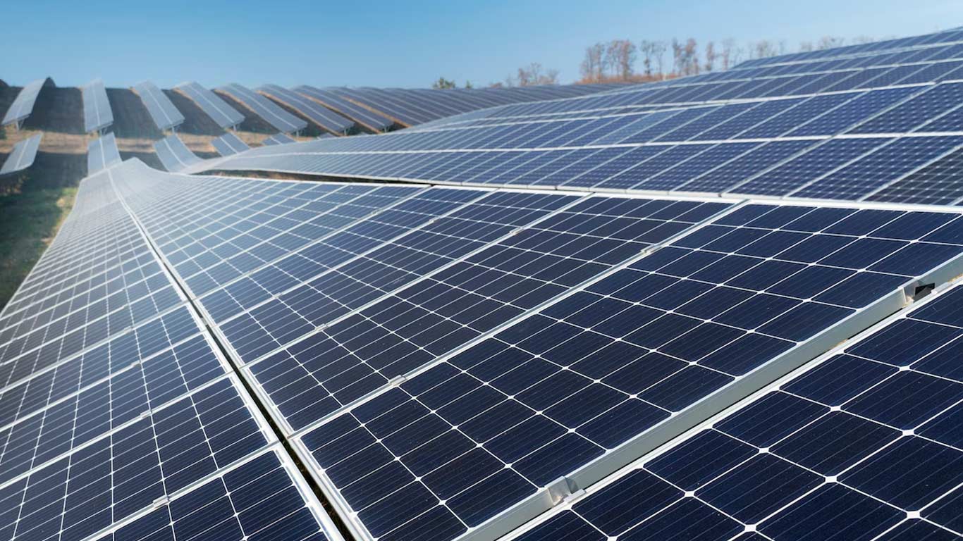 Higher Tariffs, Project Delays Warned With New ALMM Mandate for Solar Cells