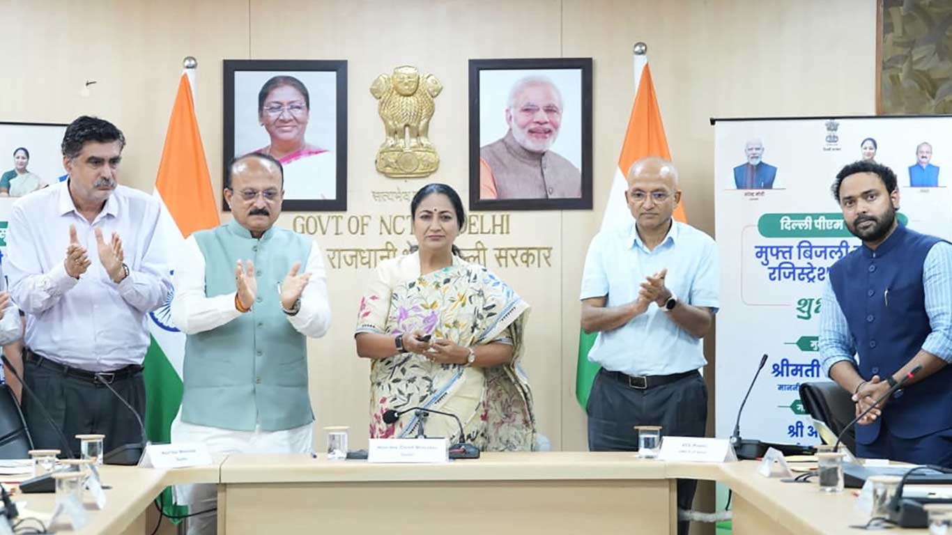 Delhi Govt Launches PM Surya Ghar Portal to Expand Rooftop Solar Adoption