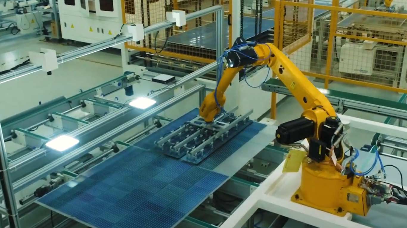 India’s Solar Equipment Manufacturing Set For Rs 1 Lakh Crore Investment Surge: CareEdge