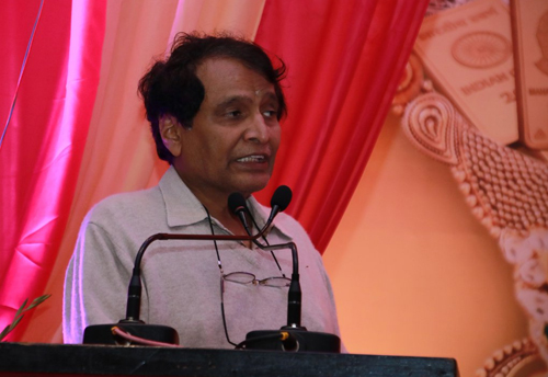 Govt to set up domestic gold council to push exports of gold: Prabhu
