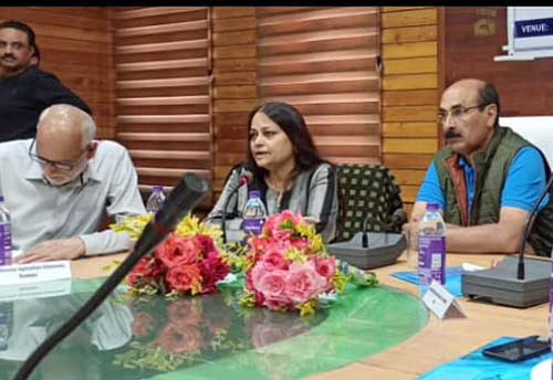 Kashmir farmers need to be entrepreneurial: Director Agriculture