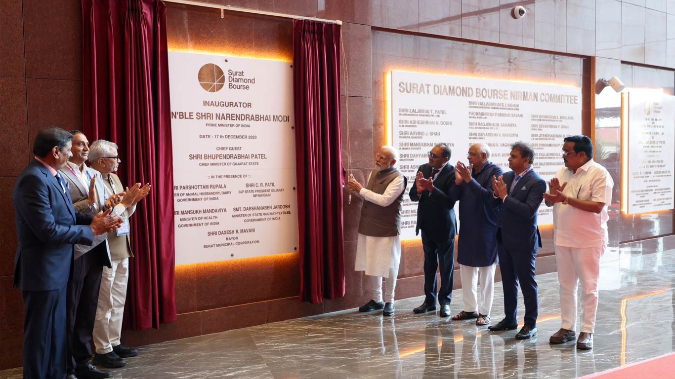 PM Modi Unveils Surat Diamond Bourse, To Offer 1.5 lakh New Jobs