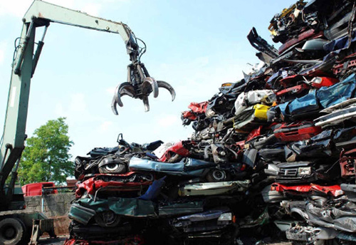 Govt planning to set up 20 vehicle scrapping centres to help reduce imports