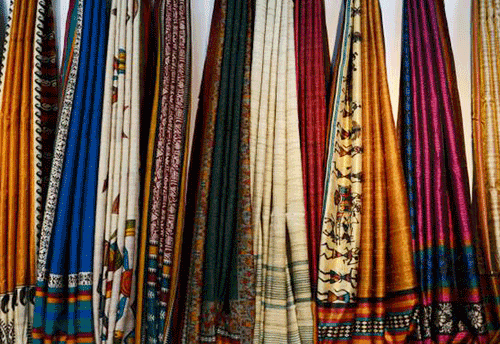 West Bengal Govt to set up Silk Hub in Serampore