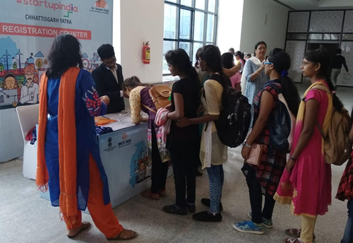 Start-up India Yatra launched in Raipur; students queue up to register for first boot camp