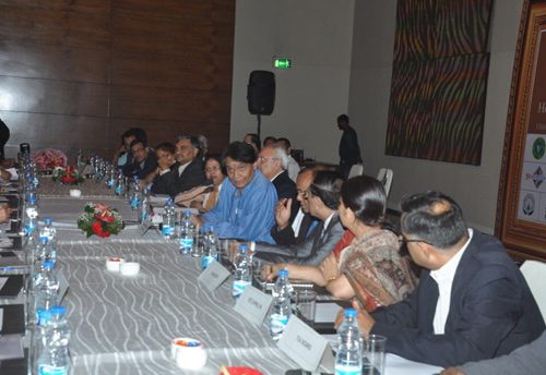 Despite of wide exports prospects share of Khadi low in Textile sector: Prabhu