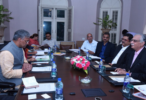 Uttarakhand CM interacts with business leaders in Bengaluru to attract investment in state