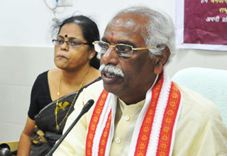 Labour Ministry discusses issues related to workers' grievances, redressal