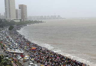 Bandra sub-urban railway station poised for a big facelift as an efficient transportation hub 
