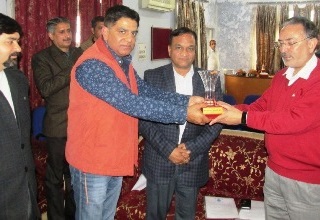 JKSIDCO chief assures to resolve the issues related to the industrial sector