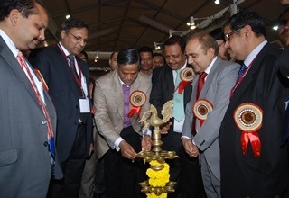 Carpet makers of Panipat, Rajasthan showcasing products to global buyers at Delhi fair