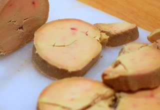 Govt prohibits import of 'foie gras', fattened liver of duck