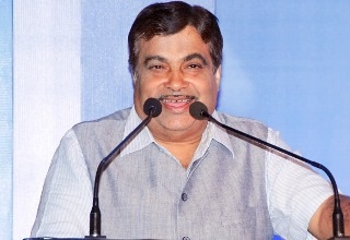 Gadkari announces Rs 50,000 cr for development of Bihar roads