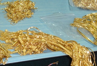RBI relaxes norms for loans against gold ornaments