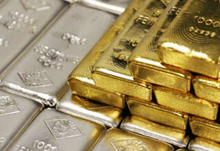 Gold tumbles to 3-month low of Rs 25,950 per 10 gram