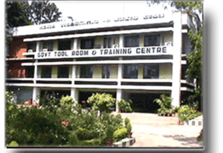 Govt tool rooms to come up in 4 districts of Karnataka: Minister