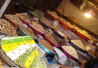 Holy Ramadan - a boon for small traders 