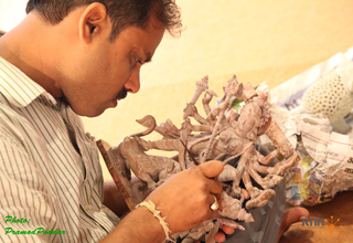 Gujarat Govt to promote goods made by rural artisans