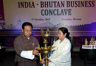 Mamata meets Bhutanese PM; mentions about setting up of dedicated business corridor with Bhutan