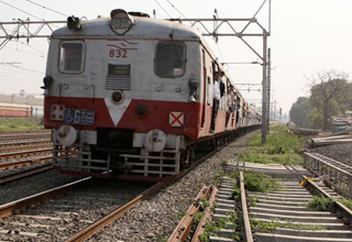 Delhi-Agra train commuting in 90 minutes by December