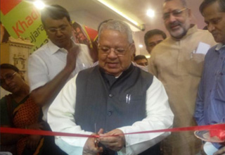MSME Minister inaugurates Gujarat Khadi Utsav in Delhi