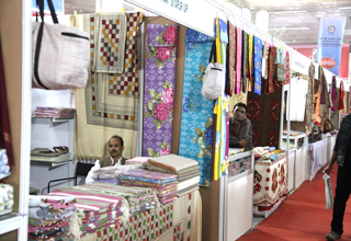 Celeb-influence creating a pseudo-demand in Khadi industry 