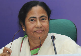 Mamata Banerjee invites industry captains for Bengal Global Business Summit 2016