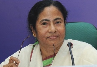 Mamata to carry Bengal's handicraft bags to Singapore to lure investment
