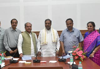 Steel minister asks Karnataka to expedite the auction process to boost more revenue