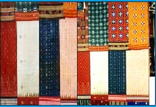 13th National Handloom Expo showcases a variety of silk, cotton fabrics