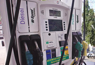 New Year Gift: Petrol price down by 63 paise, diesel Rs 1.06 a litre