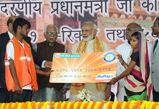 PM launches financial inclusion initiative in Varanasi