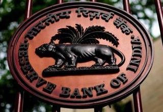 Partially freeze KYC non-compliant accounts, RBI tells banks 