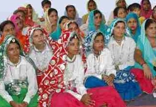 Govt rolls out Rs 1400 cr loan subsidy for rural women self-help groups 