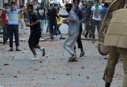   Unrest in Kashmir leads to piling up of stocks of Jammu MSMEs; industry demands extension of date for filing VAT returns                          