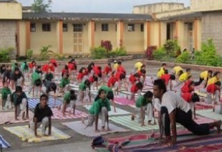 2nd India-China Yoga Summit; practitioners learn from the masters